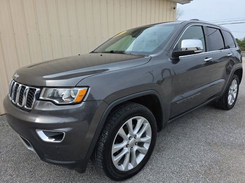 Used 2017 Jeep Grand Cherokee Limited w/ Trailer Tow Group IV image 11