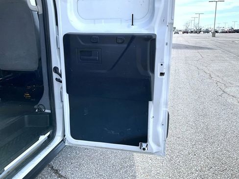 Used 2019 Ford Transit 150 130 Low Roof RWD image 17