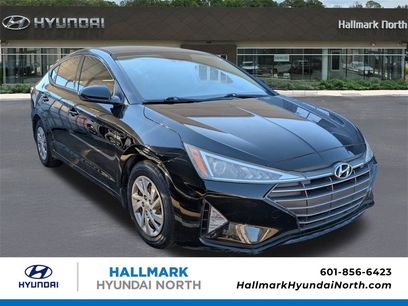 Used 2020 Hyundai Elantra SE w/ Cargo Package (C1)