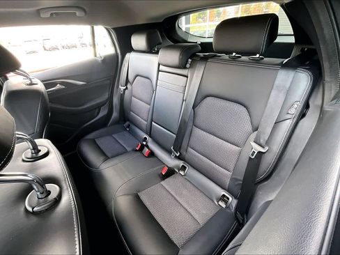 Used 2019 INFINITI QX30 w/ Navigation Package image 19