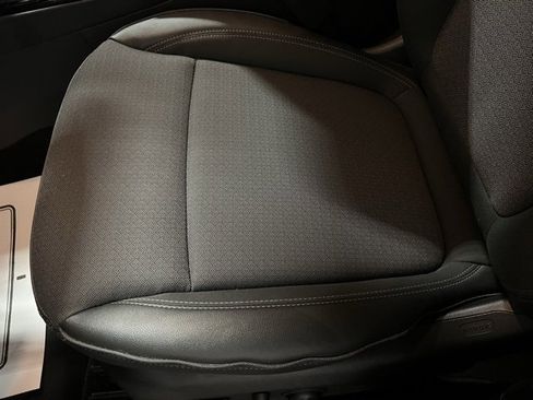 Used 2023 Buick Encore GX Select w/ Sport Touring Package image 15