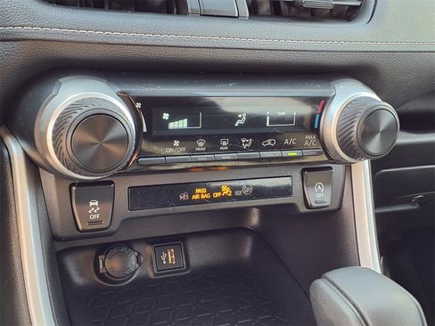 Used 2024 Toyota RAV4 LE image 19