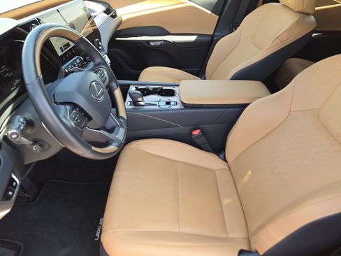 Certified 2025 Lexus RX 350 Premium Plus w/ Accessory Package (Z1) FWD image 13