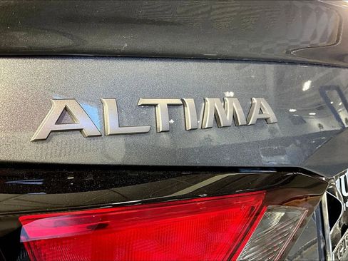 New 2025 Nissan Altima 2.5 SV w/ SV Special Edition Package image 37