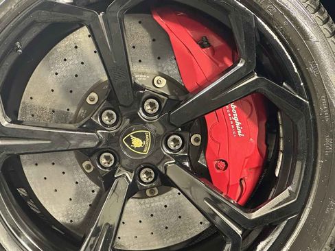 Used 2019 Lamborghini Urus image 57