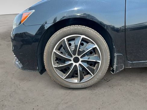 Used 2019 Nissan Sentra S FWD image 9