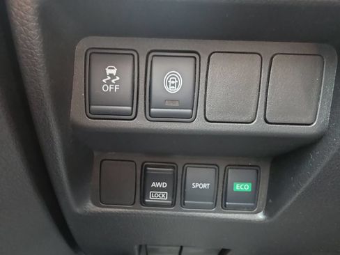 Used 2020 Nissan Rogue Sport S AWD/4WD image 32