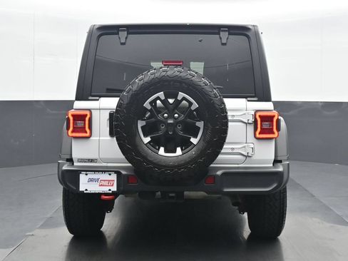 Used 2025 Jeep Wrangler Unlimited Rubicon AWD/4WD image 5
