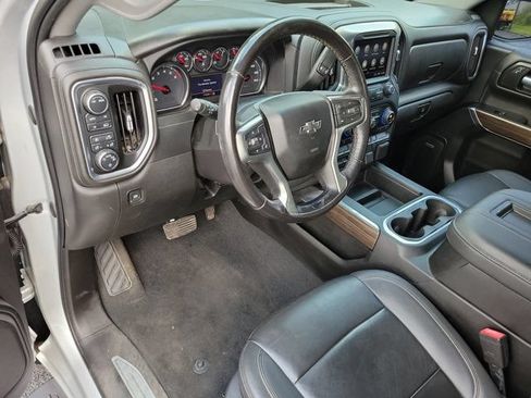 Used 2021 Chevrolet Silverado 1500 RST w/ Convenience Package II AWD/4WD image 10
