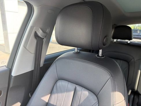 Used 2018 Audi Q5 2.0T Premium Plus w/ Premium Plus Package AWD/4WD image 58