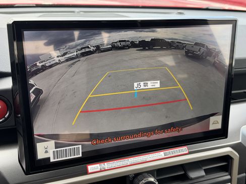 New 2025 Toyota Tacoma TRD Off-Road image 6