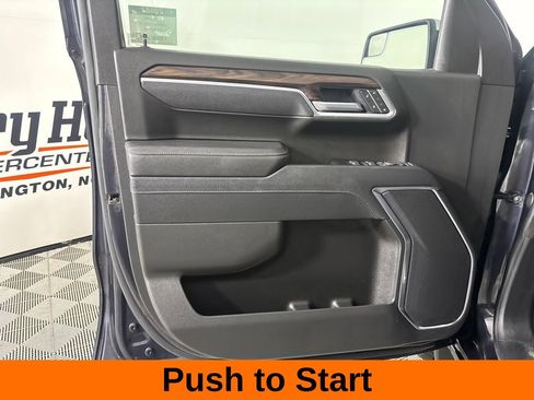 Used 2025 GMC Sierra 1500 SLT AWD/4WD image 10