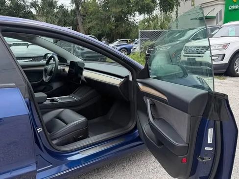 Used 2022 Tesla Model 3 RWD image 5