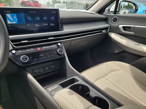 Used 2025 Hyundai Sonata SEL FWD image 20