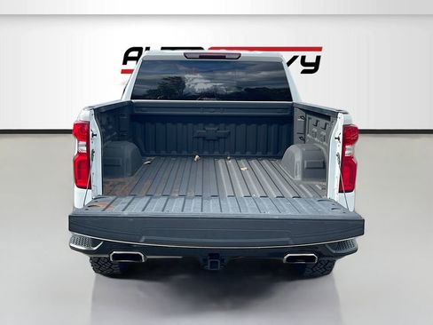 Used 2021 Chevrolet Silverado 1500 LT Trail Boss w/ Bed Protection Package image 33