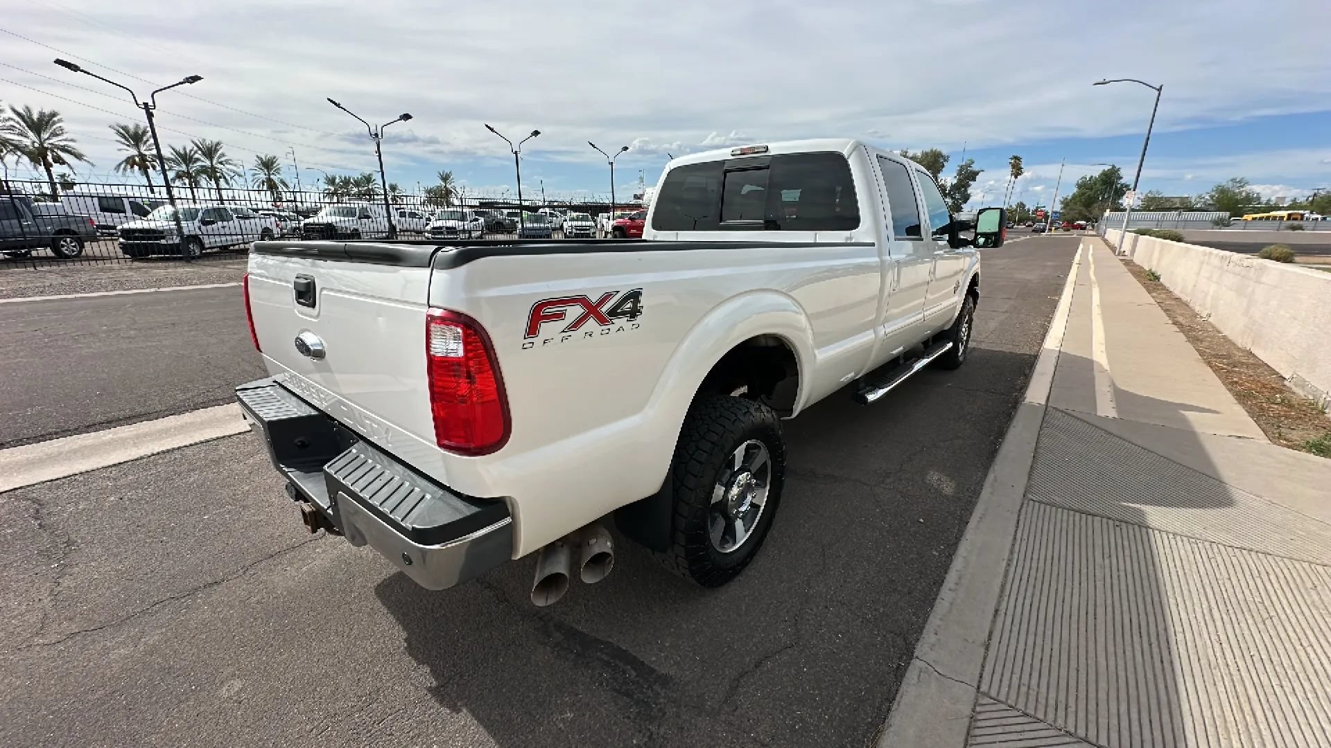 Used 2015 Ford F350 Lariat w/ Lariat Ultimate Package AWD/4WD image 5