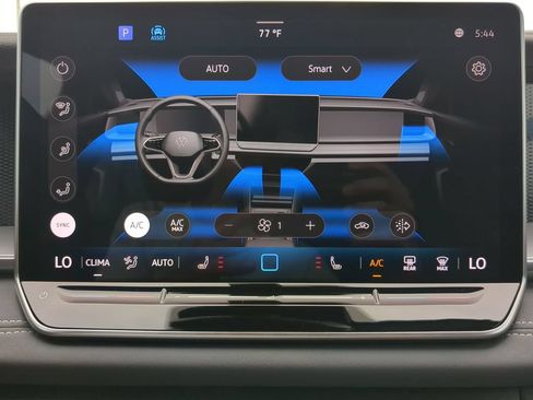 New 2025 Volkswagen Tiguan SE R-Line FWD image 22