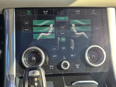 Used 2021 Land Rover Range Rover Sport HSE image 29