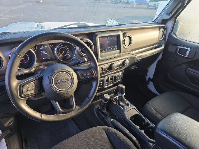 Used 2023 Jeep Wrangler Sport AWD/4WD image 12