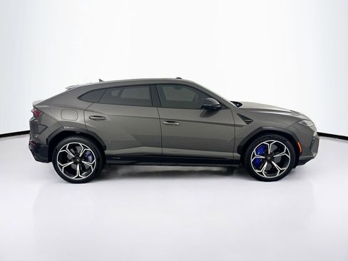 Used 2025 Lamborghini Urus Performante AWD/4WD image 4