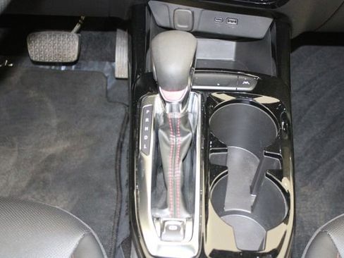 Used 2024 Chevrolet Trax RS w/ Driver Confidence Package image 35