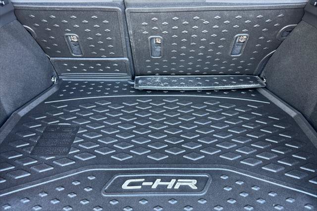 Certified 2020 Toyota C-HR LE FWD image 15