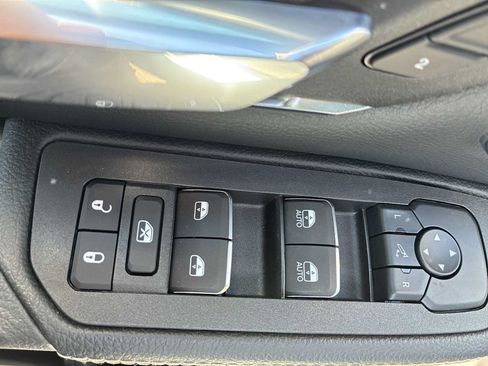 New 2026 RAM 1500 Laramie AWD/4WD image 15