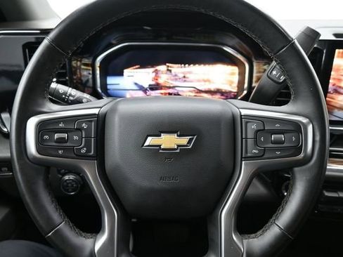 Used 2025 Chevrolet Silverado 2500 LT w/ Safety Package AWD/4WD image 45