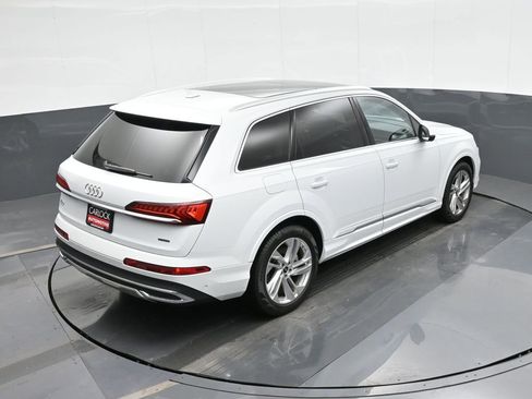 Used 2023 Audi Q7 3.0T Prestige image 30