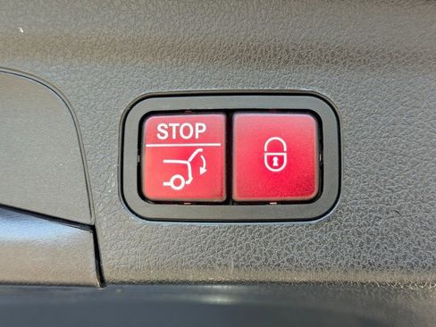 Used 2020 Mercedes-Benz GLE 450 4MATIC image 14