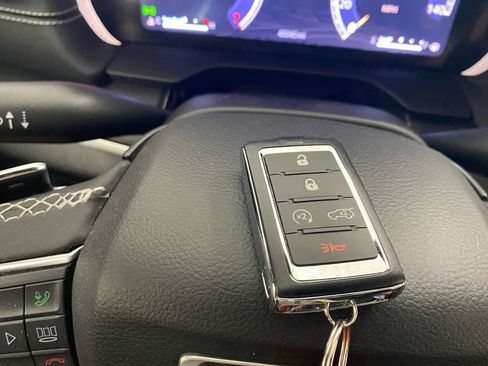Used 2023 Jeep Grand Cherokee Altitude AWD/4WD image 26