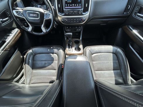 Used 2018 GMC Canyon Denali image 12