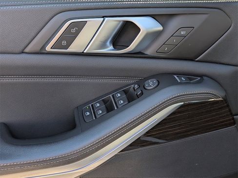 Used 2019 BMW X5 xDrive40i w/ Convenience Package image 14