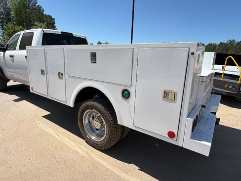 New 2026 RAM 4500 Tradesman w/ Chrome Appearance Group AWD/4WD image 10