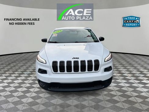 Used 2015 Jeep Cherokee Sport w/ Cold Weather Group AWD/4WD image 3
