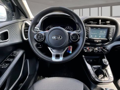 Used 2021 Kia Soul LX FWD image 5