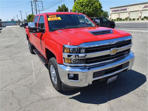 Used 2018 Chevrolet Silverado 2500 LTZ w/ Duramax Plus Package AWD/4WD image 2