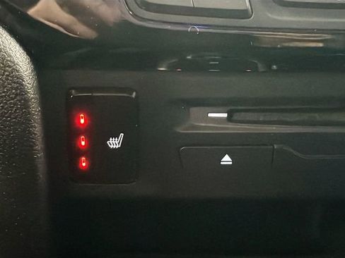 Used 2019 Honda Pilot Touring image 19