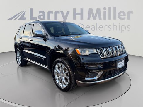 Used 2019 Jeep Grand Cherokee Summit AWD/4WD image 7
