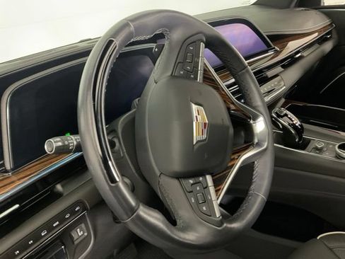 Used 2024 Cadillac Escalade ESV Premium Luxury w/ Performance Package AWD/4WD image 20
