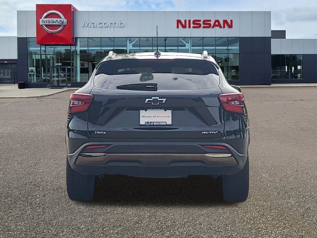 Used 2025 Chevrolet Trax ACTIV w/ Sunroof Package FWD image 6
