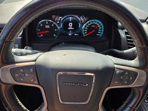 Used 2017 GMC Yukon Denali w/ Open Road Package RWD image 20