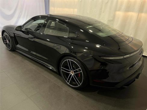 New 2026 Porsche Taycan 4S image 3