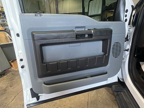 Used 2015 Ford F250 XL w/ Power Equipment Group AWD/4WD image 10