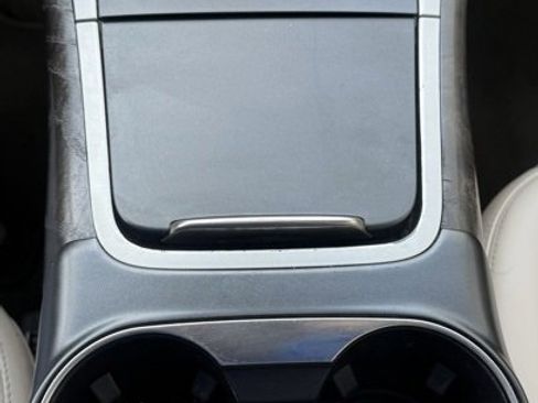 Used 2019 Lincoln Nautilus Reserve image 15