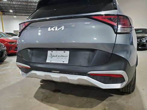 Used 2024 Kia Sportage EX FWD image 45