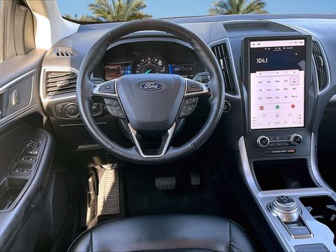 Used 2024 Ford Edge SEL AWD/4WD image 14