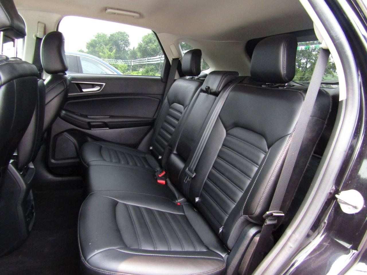 Used 2021 Ford Edge SEL w/ Convenience Package AWD/4WD image 20
