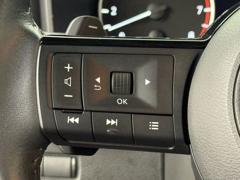 Used 2023 Nissan Rogue SL w/ SL Premium Package image 22