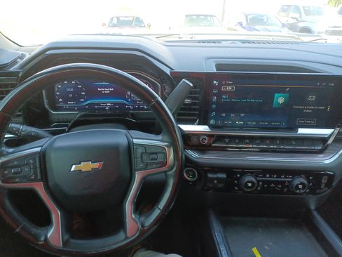 Used 2024 Chevrolet Silverado 3500 LTZ w/ LTZ Convenience Package AWD/4WD image 13